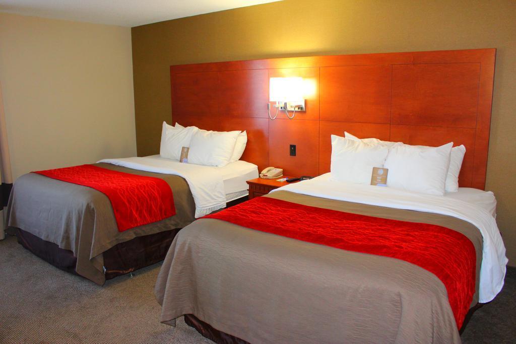 Comfort Inn & Suites Barrie Kültér fotó