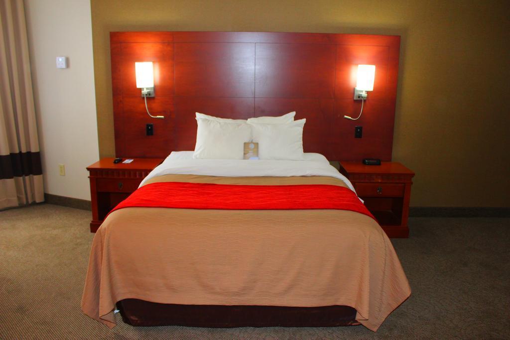 Comfort Inn & Suites Barrie Kültér fotó